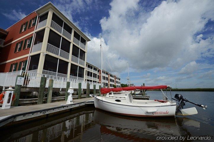 Water Street Hotel & Marina, Ascend Hotel Collection Apalachicola Exterior photo